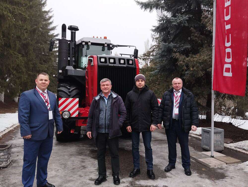 Техника Ростсельмаш на агрофоруме в Пензе